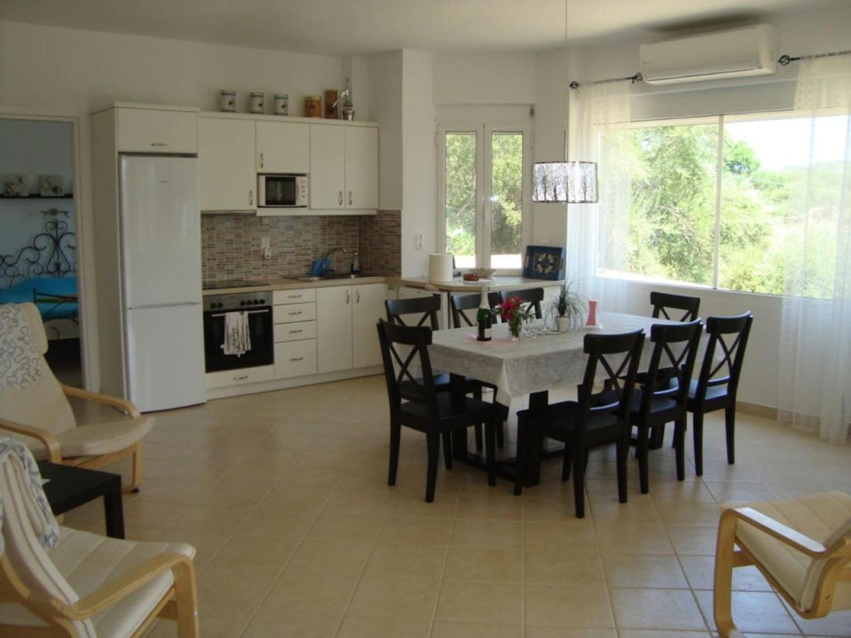 Livadhákia Villa Carisma מראה חיצוני תמונה